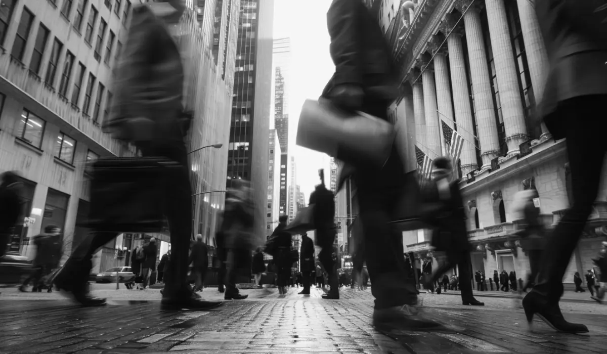 Discover why stable investments matter during a stock market drop — and why the First Mover Fund offers a secure, uncorrelated alternative.